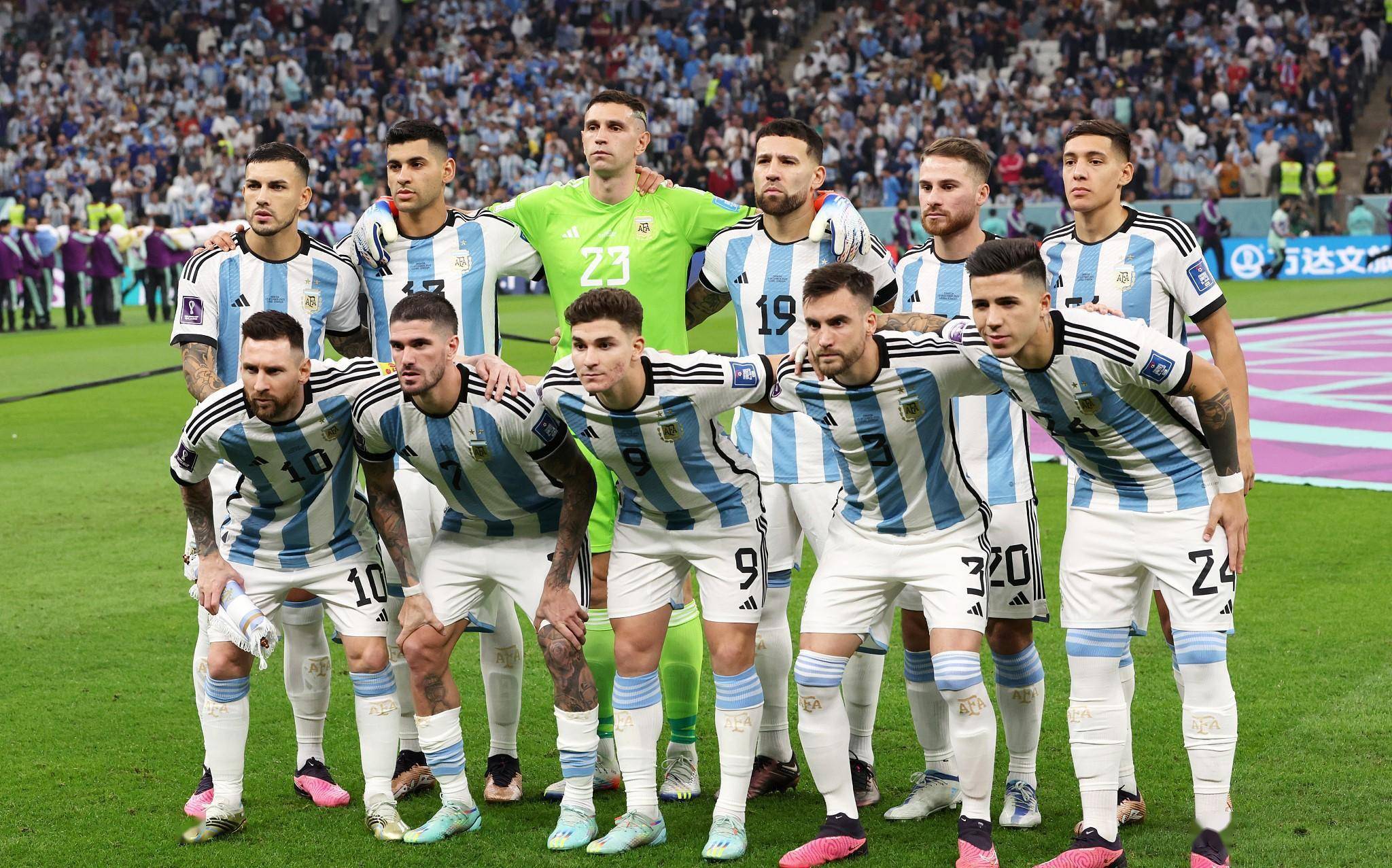 他们的曲线 他们的曲线