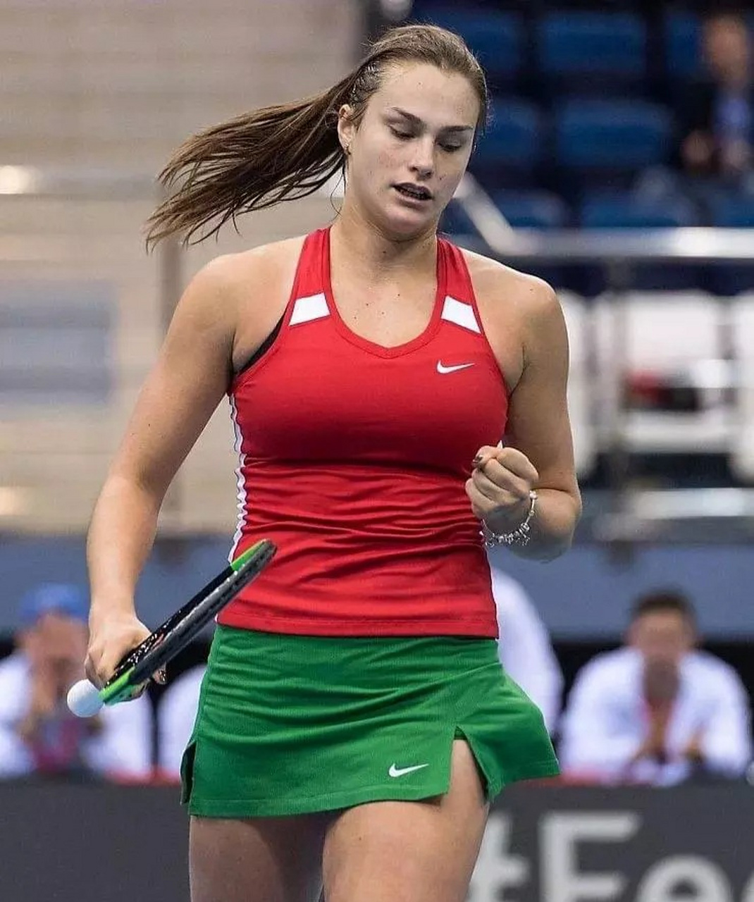 闻生产与审 闻生产与审